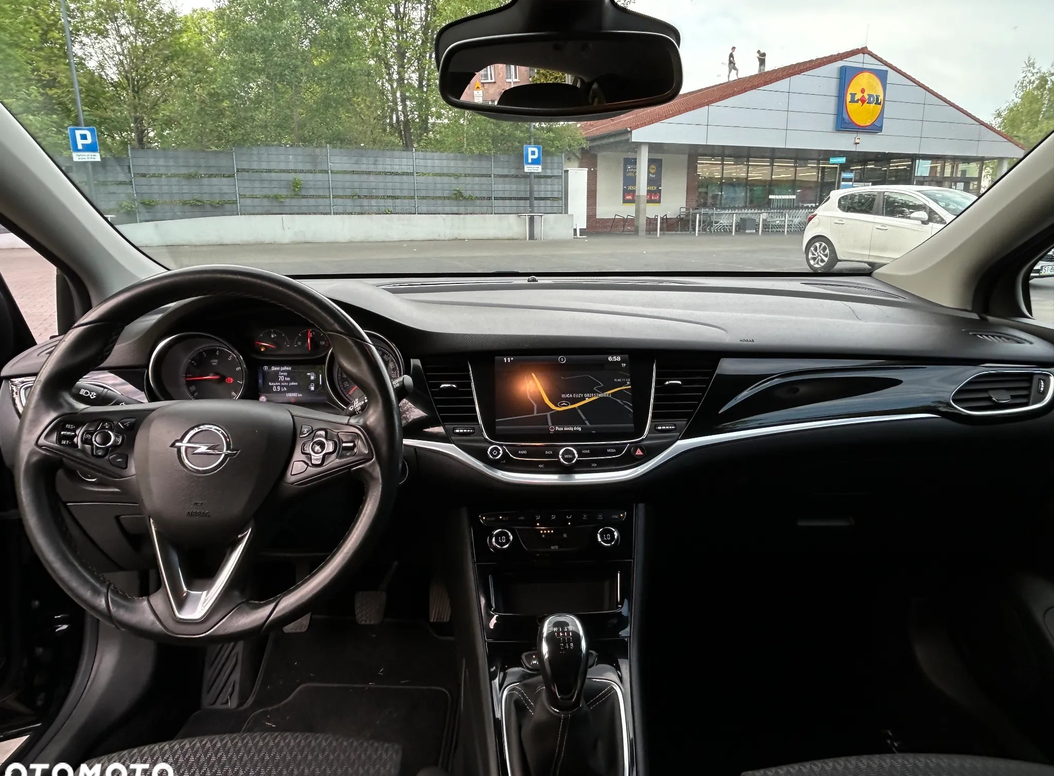 Opel Astra cena 51500 przebieg: 146383, rok produkcji 2018 z Koprzywnica małe 596